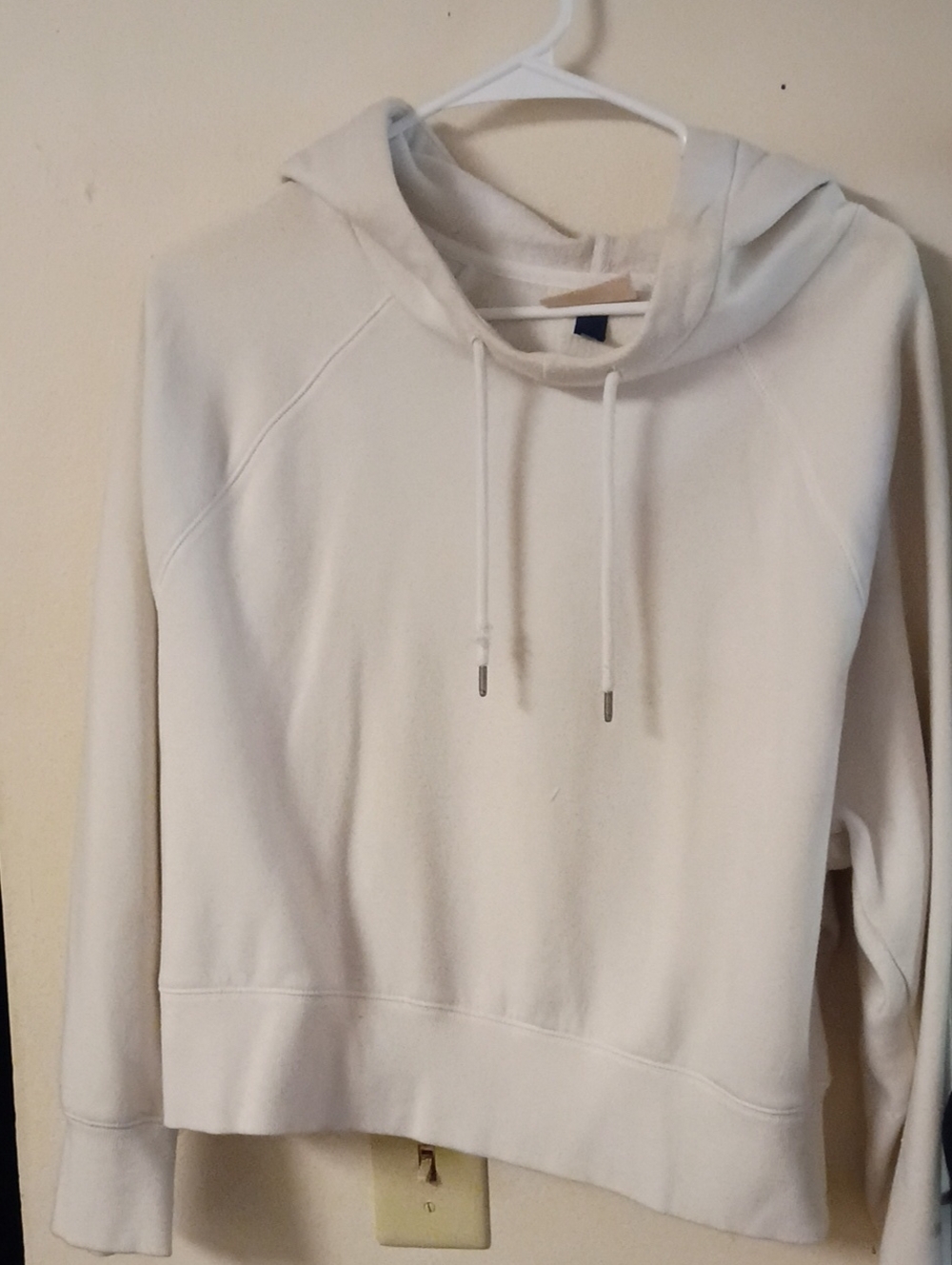Universal Thread Women's White Hooded Cropped Pullover Size XL
